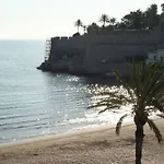 Mare Nostrum מלון