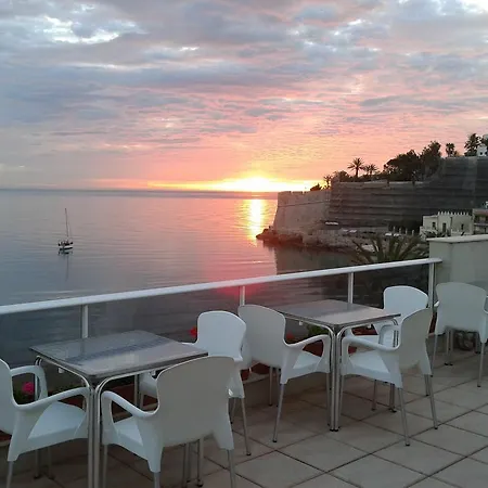 Mare Nostrum Hotel *