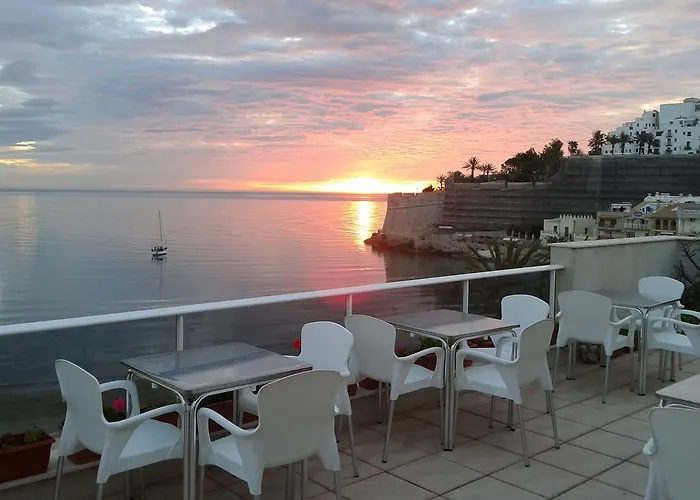 Mare Nostrum Hotell *